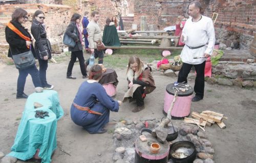  zdjęcie reportażowe z wydarzenia festiwalowego. Kliknij, aby powiększyć zdjęcie