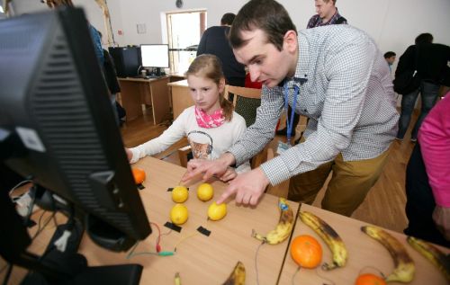  zdjęcie reportażowe z wydarzenia festiwalowego. Kliknij, aby powiększyć zdjęcie