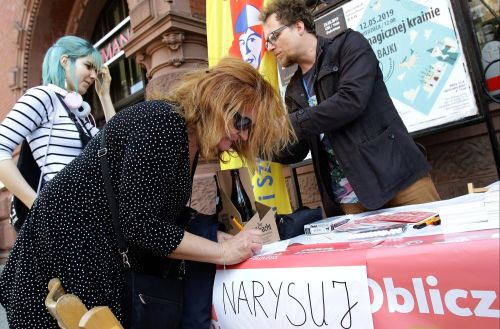  [fot. Andrzej Romański] Zdjęcie reportażowe z wydarzenia XIX Toruńskiego Festiwalu Nauki i Sztuki.  Kliknij, aby powiększyć zdjęcie