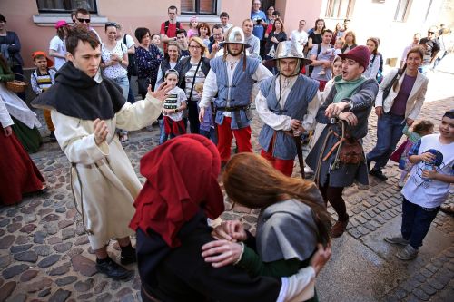  zdjęcie reportażowe z wydarzenia festiwalowego. Kliknij, aby powiększyć zdjęcie