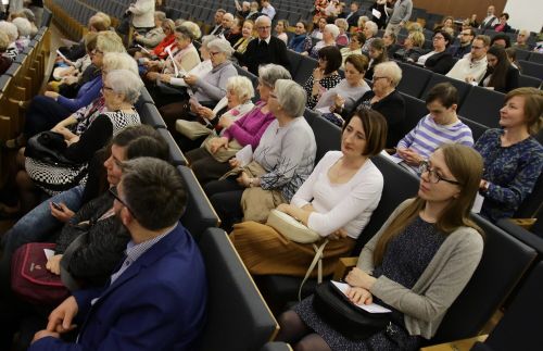  [fot. Andrzej Romański] Zdjęcie reportażowe z XIX Toruńskiego Festiwalu Nauki i Sztuki.  Kliknij, aby powiększyć zdjęcie