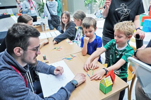  zdjęcie reportażowe z wydarzenia festiwalowego. Kliknij, aby powiększyć zdjęcie