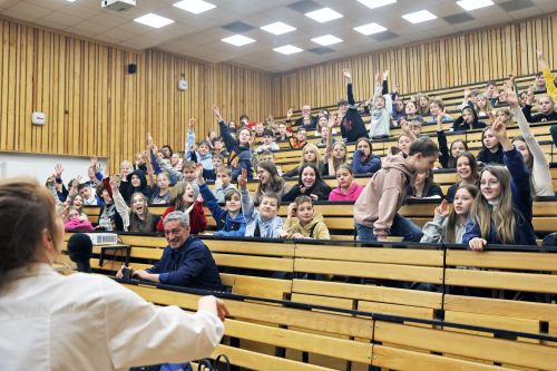 TFNIS 2024 dzień 3 (22.04.2024).  [fot. Andrzej Romański, Adam Zakrzewski, Grzegorz Olkowski] zdjęcie reportażowe z wydarzenia festiwalowego. Kliknij, aby powiększyć zdjęcie