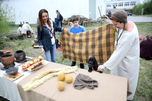  [fot. Andrzej Romański] Zdjęcie reportażowe z XIX Toruńskiego Festiwalu Nauki i Sztuki.  Kliknij, aby powiększyć zdjęcie