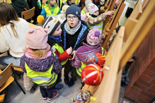 TFNIS 2024 dzień 3 (22.04.2024).  [fot. Andrzej Romański, Adam Zakrzewski, Grzegorz Olkowski] zdjęcie reportażowe z wydarzenia festiwalowego. Kliknij, aby powiększyć zdjęcie