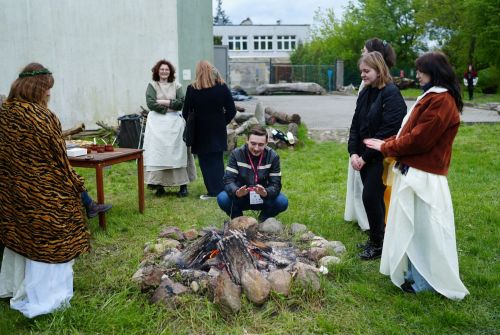 TFNIS 2024 dzień 3 (22.04.2024).  [fot. Andrzej Romański, Adam Zakrzewski, Grzegorz Olkowski] zdjęcie reportażowe z wydarzenia festiwalowego. Kliknij, aby powiększyć zdjęcie